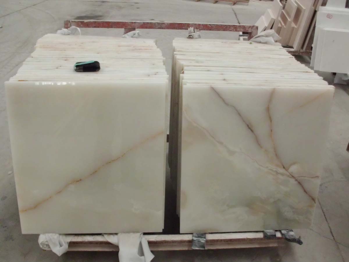 white onyx