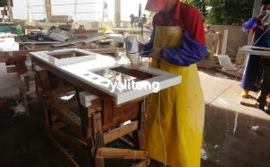 Λευκό νάνο κρυσταλλωμένο γυαλί Mitered Edge Vanity Tops